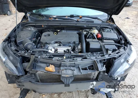 2022 Chevrolet Malibu Lt из США, поврежденный, VIN 1G1ZD5ST1NF162877